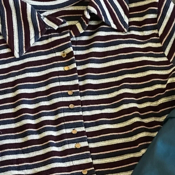 Gray burgundy navy VILA striped vintage button down tee - Picture 6 of 16